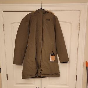 The North Face Women's Ski Jacket in Olive